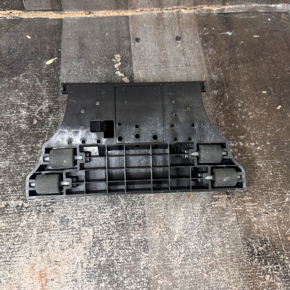 Hoover FloorMate Deluxe FH40150, FH40160, FH40170 - Bottom Plate With Wheels